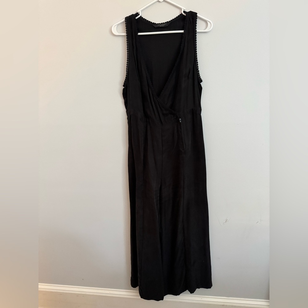 Knot Sisters Elegant Black Sleeveless Jumpsuit